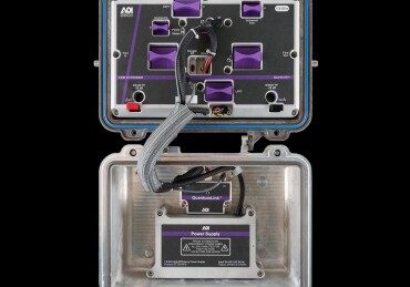 Q18 1.8 GHZ Line Extender flat high res