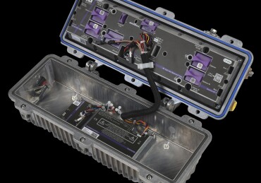 Q18 High Gain Balanced Triple Amp